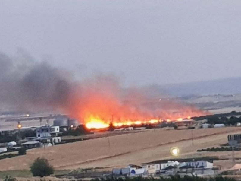 70 dönümlük ekili alan yandı, köyde korku dolu anlar yaşandı 