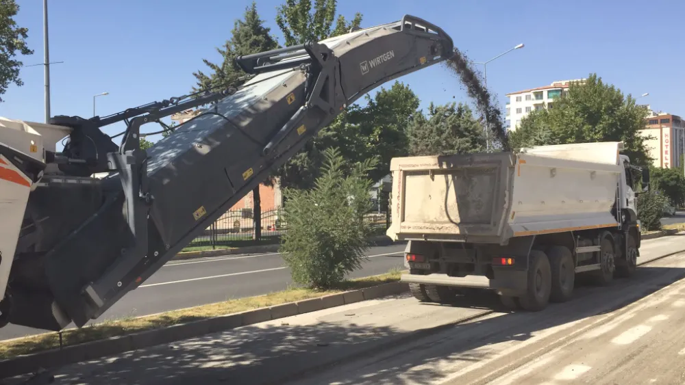 Adıyaman Belediyesinden Asfaltlama Öncesi Hazırlık