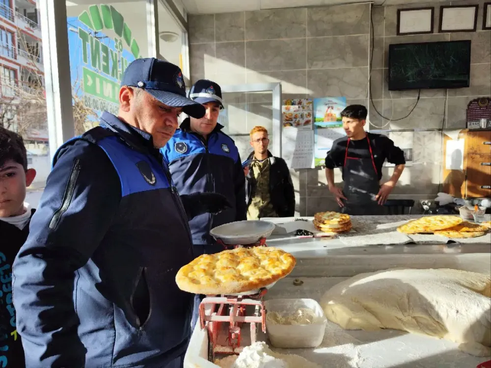 Adıyaman Belediyesi Zabıta Müdürlüğü’nden Gramaj ve Hijyen Denetimi