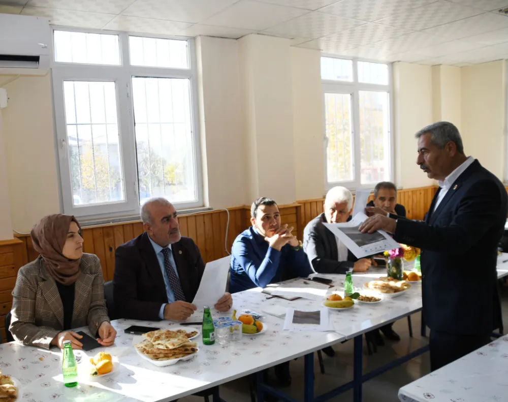 Milletvekili Hüseyin Özhan Gölbaşı’nda Muhtarlarla Buluştu