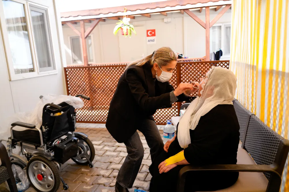 Adıyaman Üniversitesi Diş Hekimliği Fakültesi Tarafından K7 Günışığı Fizik Tedavi ve Rehabilitasyon Merkezinde Diş Sağlığı Taraması Yapıldı