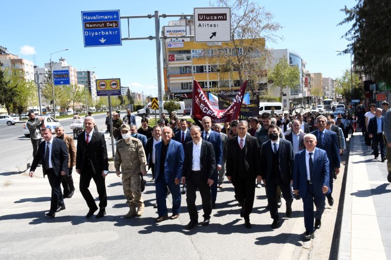 ADIYAMAN’DA TURİZM HAFTASI ‘KORTEJ’LE BAŞLADI