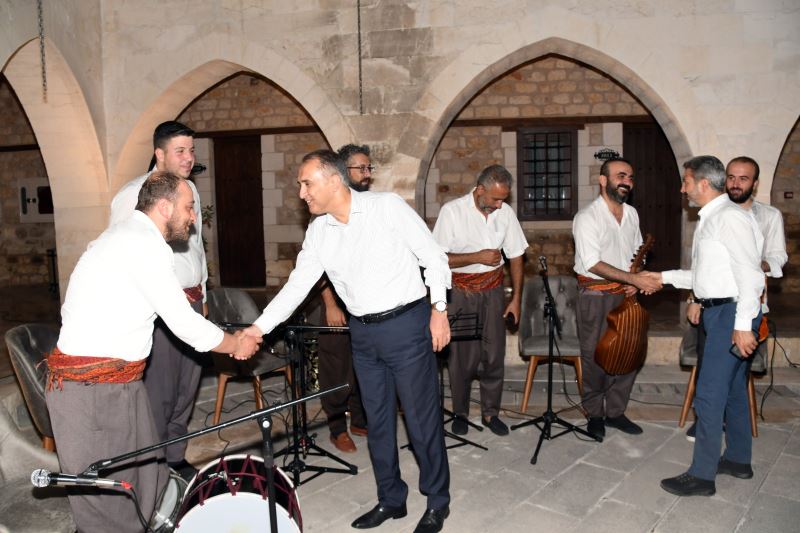 TARİHİ TUZ HANI’NDA HARFANE GECELERİ BAŞLADI