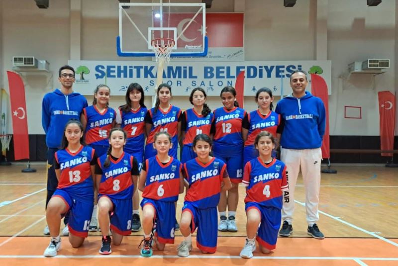 <strong>CUMHURİYET KUPASI YILDIZ KIZLAR BASKETBOL TURNUVASI</strong>