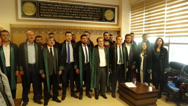 ADIYAMAN BAROSU AVUKATLARINDAN TTB İLE İLGİLİ BASIN AÇIKLAMASI